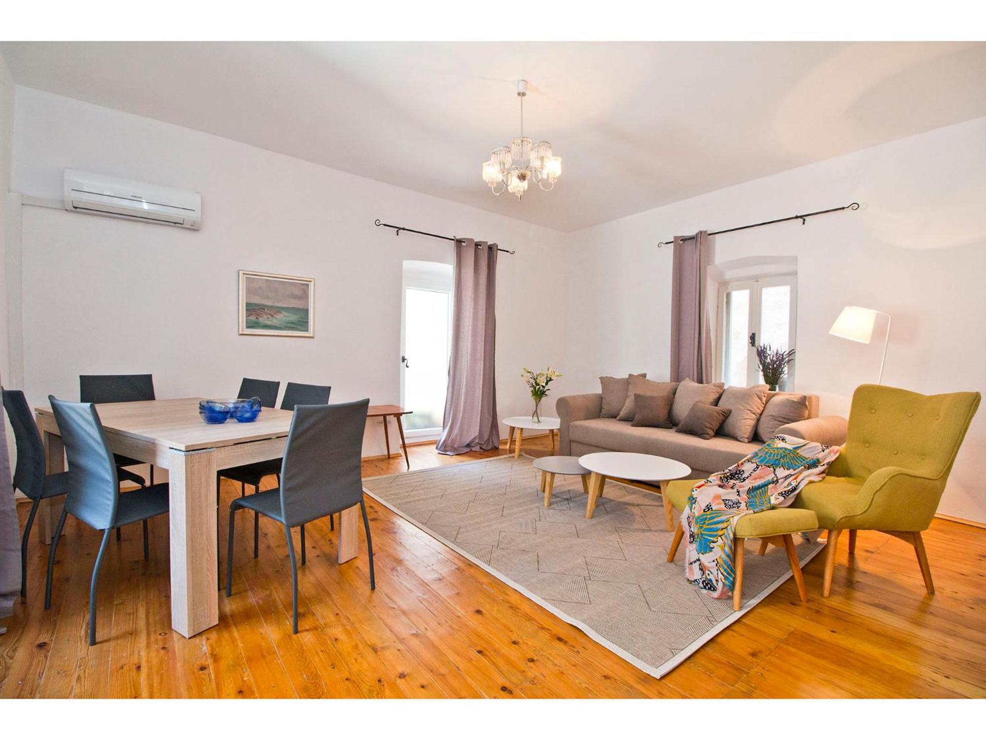 Peristil Loft Apartment Split Exterior photo